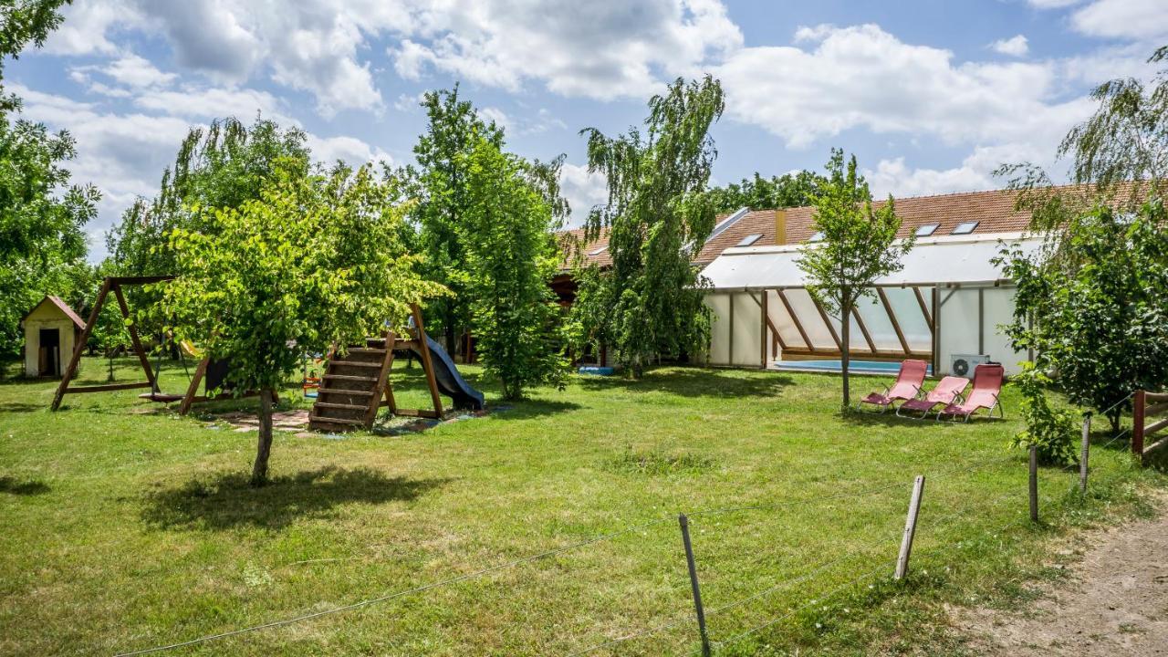 Penzion U Dablova Kopyta Rakvice Екстериор снимка